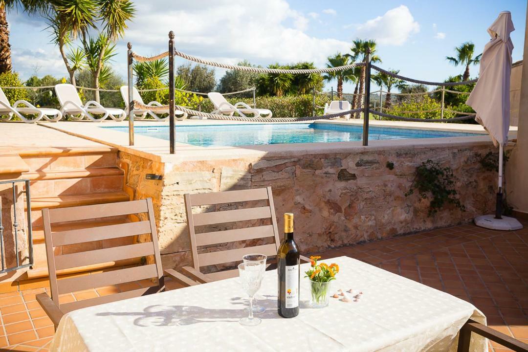 Es Moli De Na Sebastiana Villa Ses Salines  Buitenkant foto